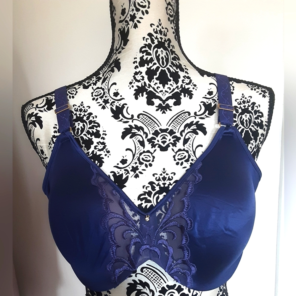 NWOT PURPLE LILYETTE MAIDENFORM BRA 38C
